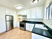 Photo - FOR RENT - 2 Br/1Ba 900 SF Cozy Single Sto... House