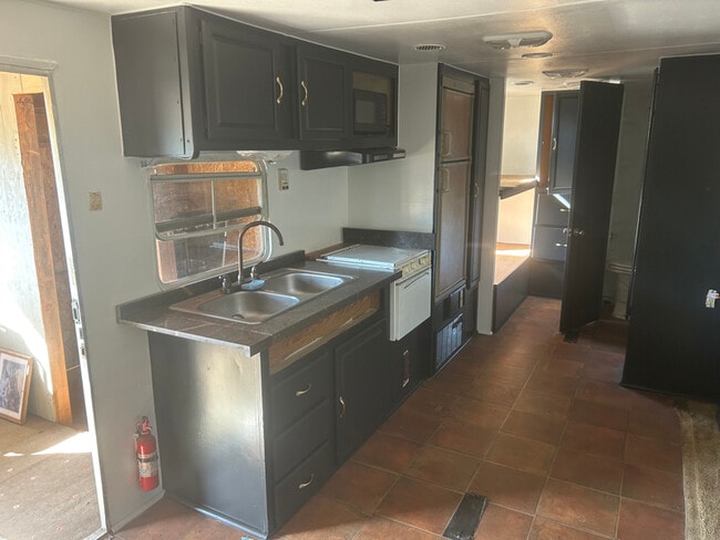 Photo - 15533 El Cajon St