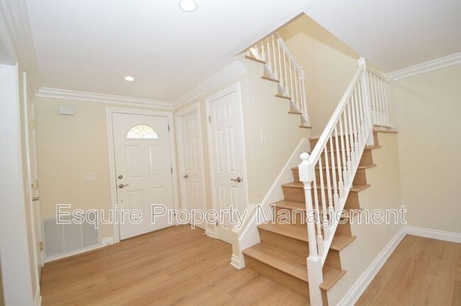 Photo - 6713 Singletree Ln