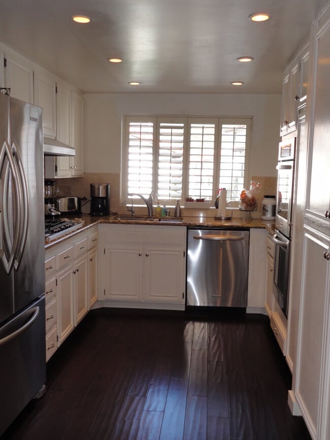 Photo - 1551 Palisades Dr