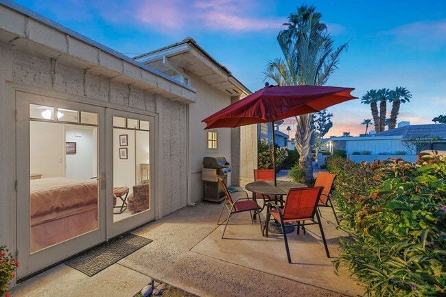 Building Photo - Luxury Golf Course Retreat in Indian Wells (Monthly Only - No Long Term)
