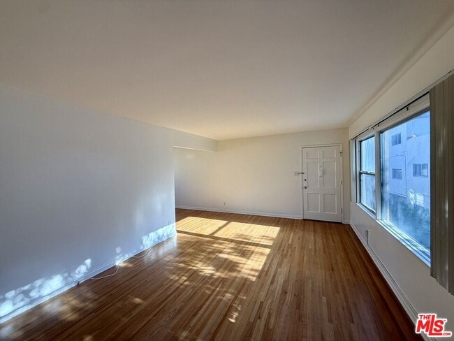 Photo - 14944 Dickens St Unit 3