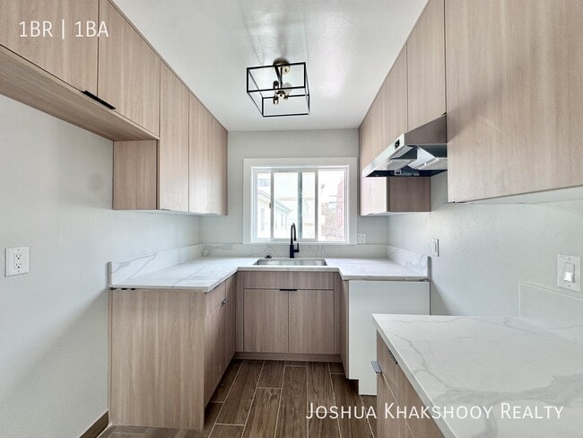 Photo - 450 Normandie Ave Unit 115