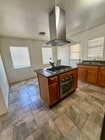 Photo - 22122 Saticoy St