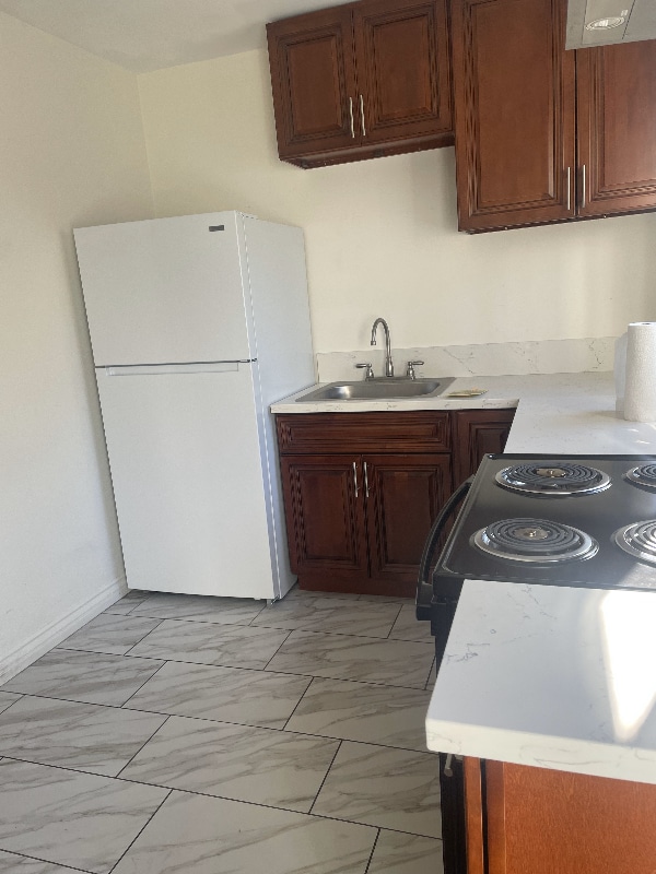 Photo - 293 N Hill Ave Unit 3