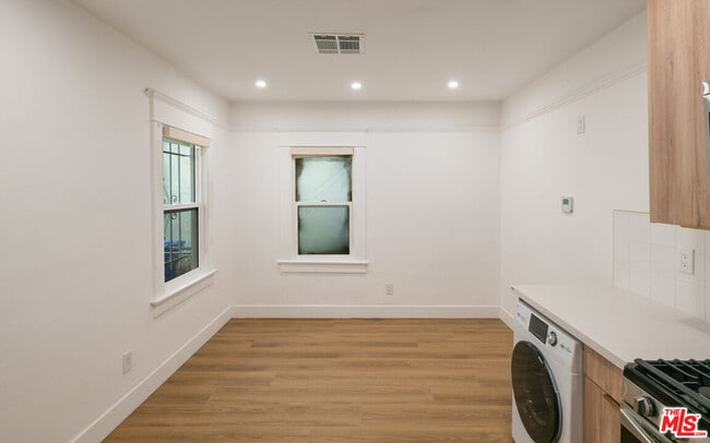 Photo - 5729 Carlton Way Unit 1/4