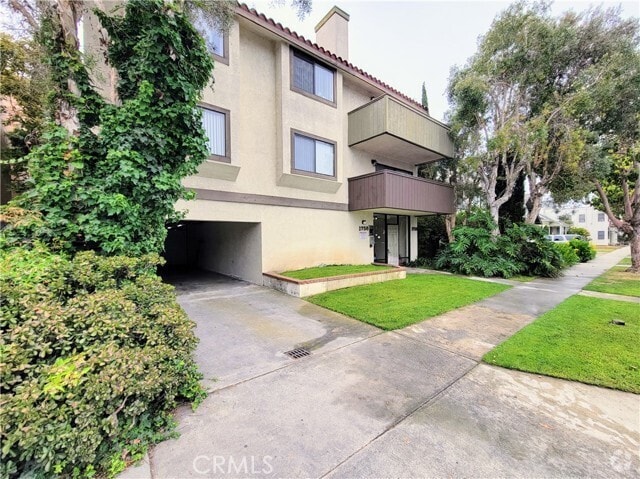 Building Photo - 1758 2nd St Unit 101 Rental