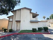 Photo - 1726 E G St Townhome