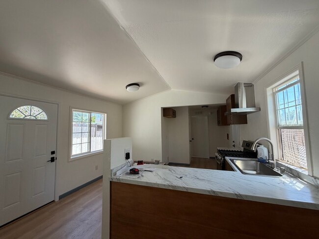 Photo - 11346 Violeta St