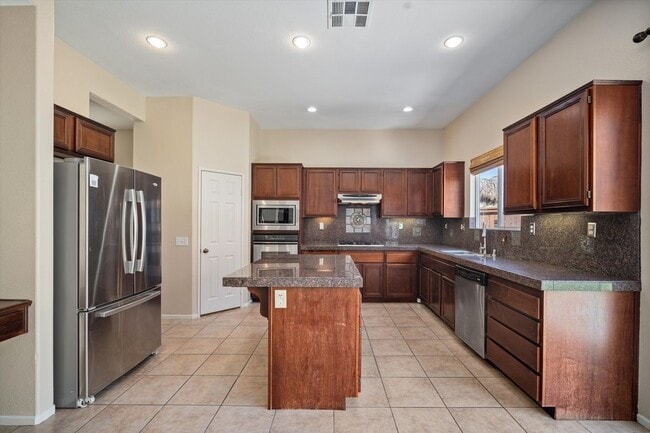 Photo - 26426 Mare Ln