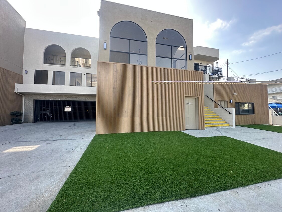 Floor Plan - 2 Bed 1 Bath