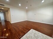 Photo - 13525 Vanowen St