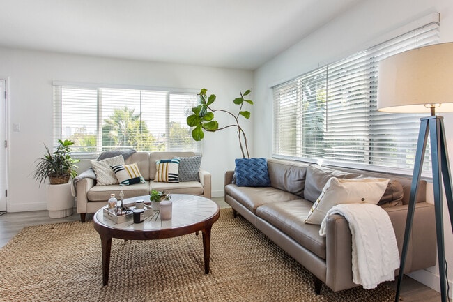 Living Room - 1724 Rotary Dr Apartments Unit 1724