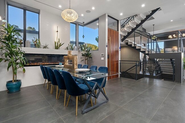 Photo - 3712 Broadlawn Dr