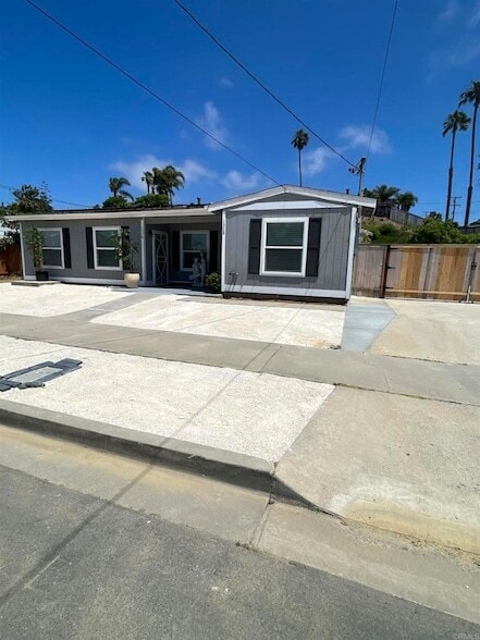 Photo - 1528 San Jose St