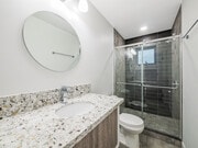 Photo - 1060 W 6th St House