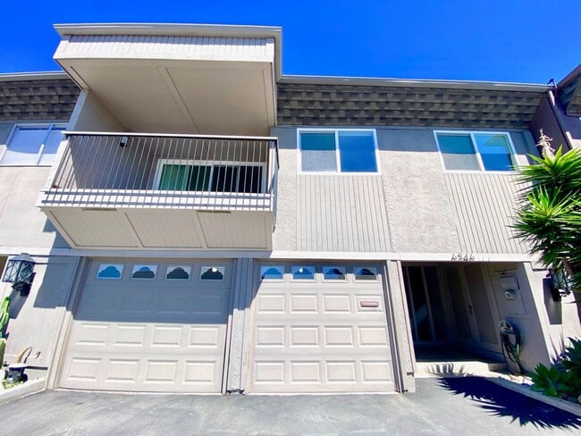 Photo - FOR RENT -  3 Bd/2 Ba 1,392 Sf In Friars Village Community, Townhome In San Diego Fashion Valley ...
