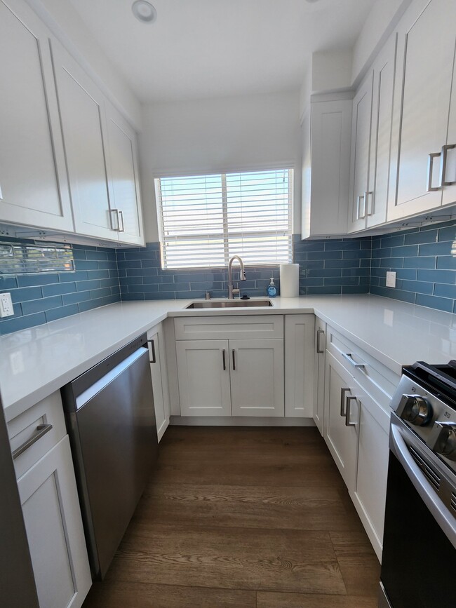 Photo - 2336 34th St Unit 6
