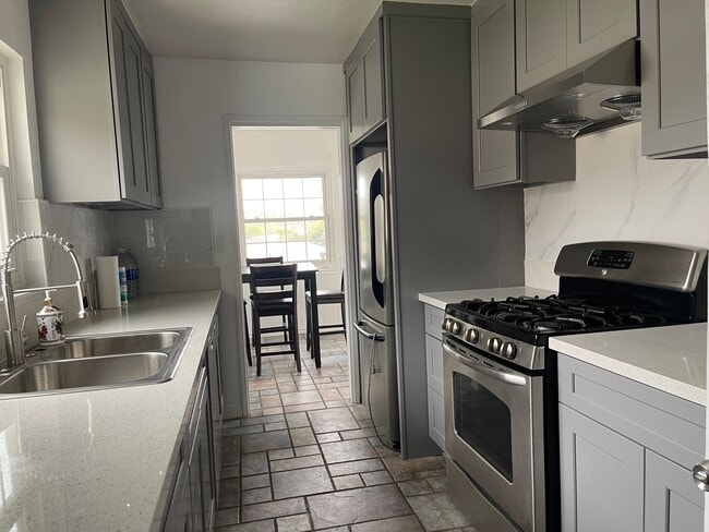 Photo - 3 Bed, 2 Bath House, New Kitchen plus 2 Bonus Rooms/Office in La Mesa!