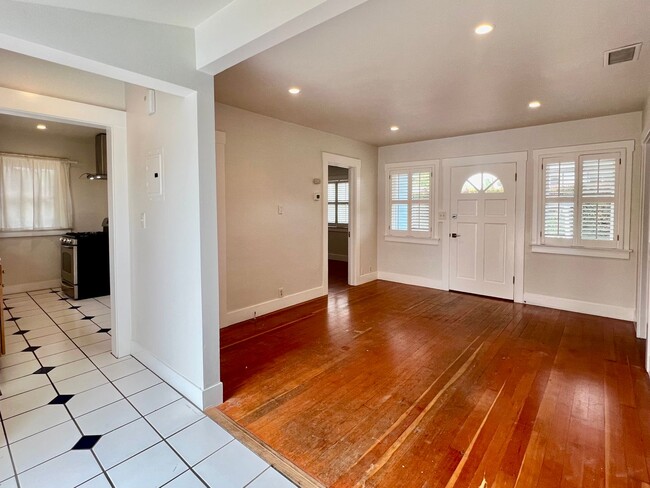 Photo - 2 bedroom, 2 bathroom Bright and Happy Home Near Downtown Santa Barbara