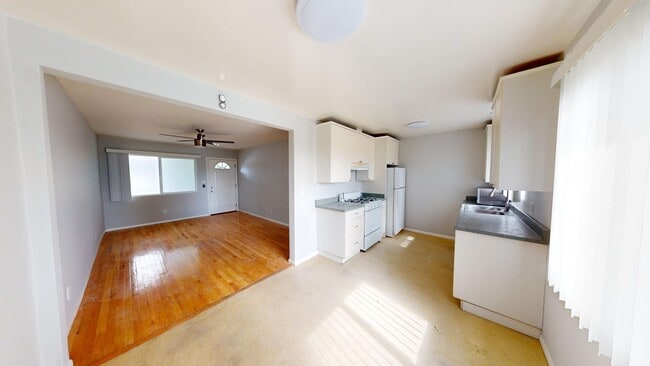 Photo - Belmont Apartments