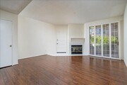 Photo - GREAT CONDO CLOSE TO VALENCIA MALL!