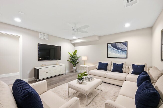 Photo - 4394 Paxton Pl