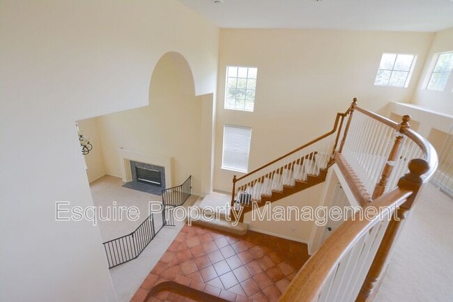Photo - 2340 Fairway Ct