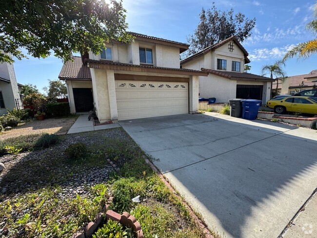 Building Photo - 4 Bed in Rancho San Diego Rental