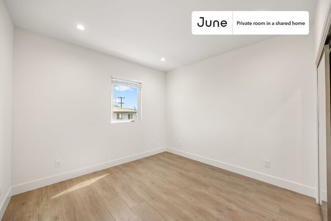 Photo - Room in Shared 4 bed/4 bath home Unit B