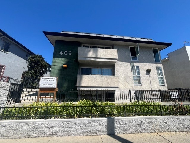 Photo - 406 St. Andrews Pl