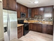 Photo - 4048 52nd St