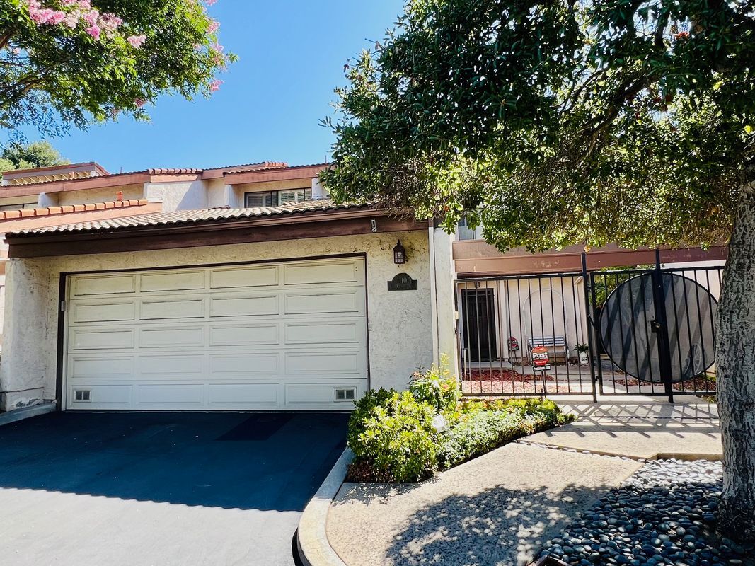 Photo - 1110 Las Riendas Way Townhome
