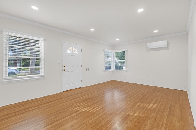 Photo - 340 N Monterey St Unit 304 N Monterey St