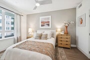 Stylish bedroom - AMLI Aero