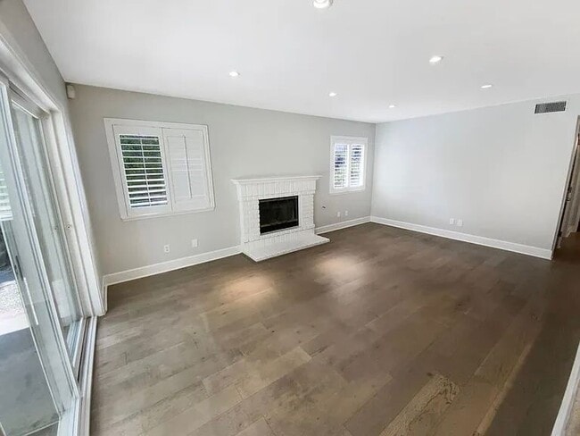 Photo - 5982 Birdie Dr