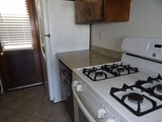 Photo - 504 1/2 W. Walnut #A Unit 504 1/2 W. Walnut #A