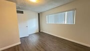 Photo - 325 N Glendora Ave