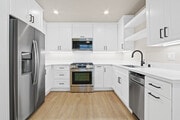 Kitchen - 15962 S Myrtle Ave Apartments Unit 7