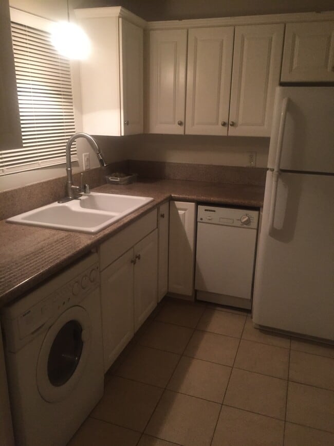 Photo - 1066 Gladys Ave Condo Unit 3
