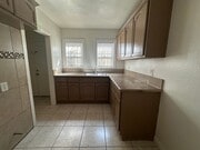 Photo - 8114 S Hoover St Unit 8116