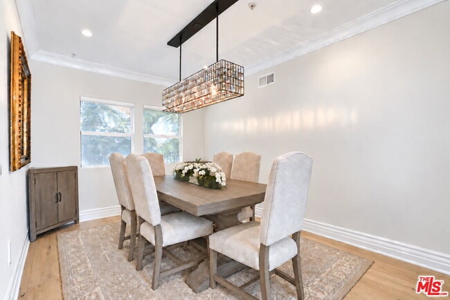 Photo - 10618 Woodbridge St Unit 304