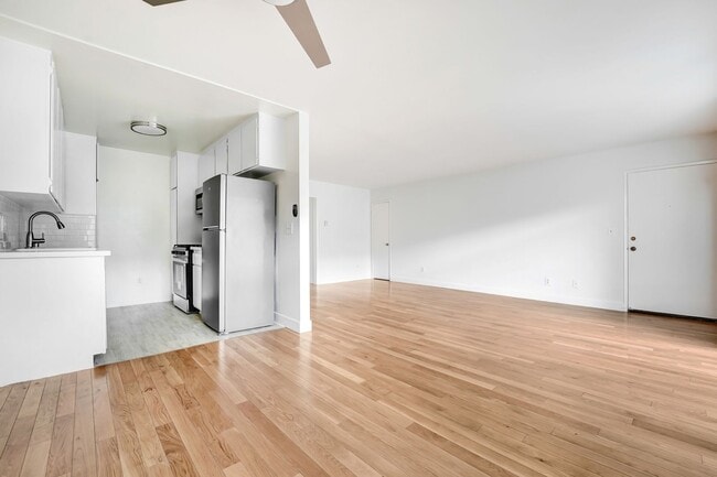 Photo - 3415 McLaughlin Ave Unit 103