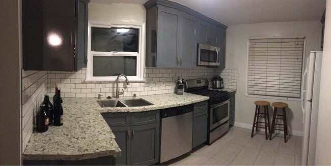Newly remodeled kitchen - 125 Prospect S Ave