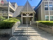 Photo - 300 E Chestnut Ave Condo Unit 301