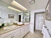 Photo - 606 S Loretta Dr House