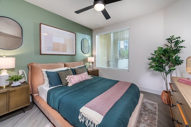 Photo - Bowen Apartments