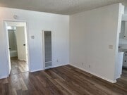 Photo - Pinnacle Acacia LLC Apartments