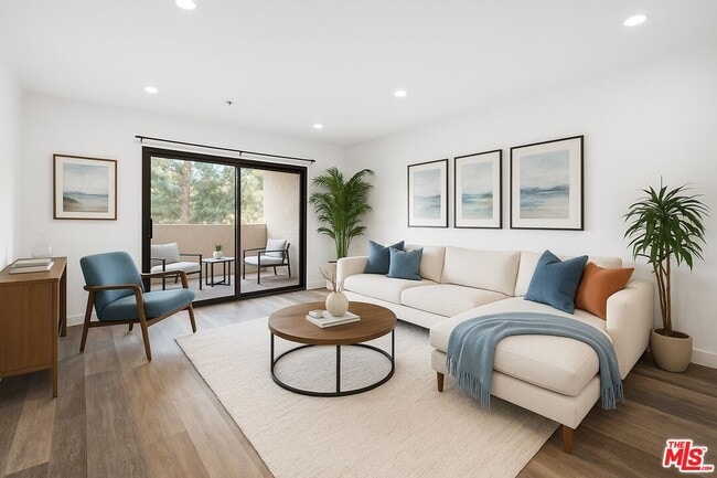 Building Photo - 501 Palisades Dr Unit 320