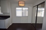 Photo - 5921 Whitsett Ave Apartment Unit 201